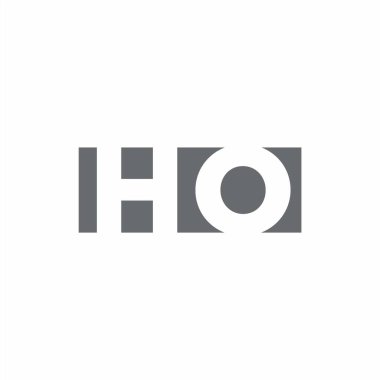 Beyaz arkaplanda izole edilmiş negatif uzay tarzı tasarım şablonuna sahip HO logo monogramı