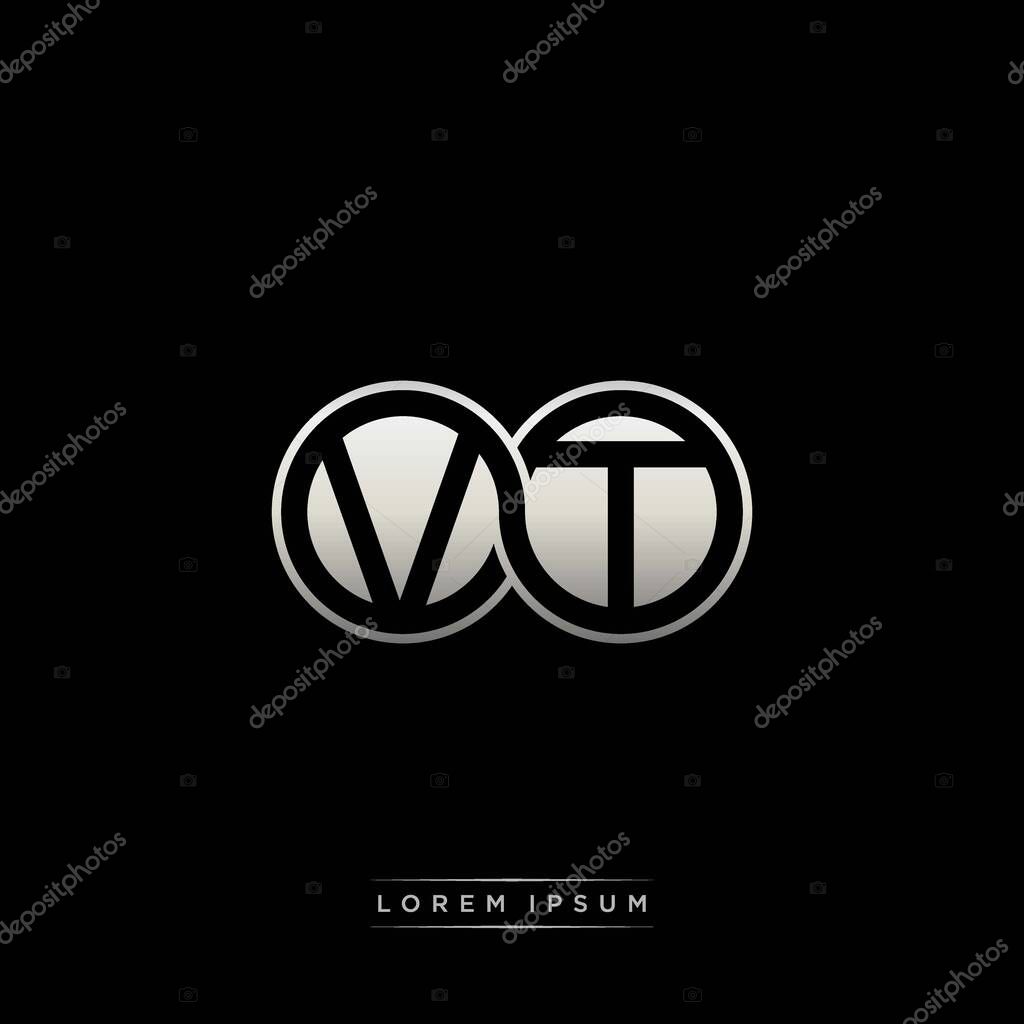 Initial letter linked circle capital monogram logo modern template gold color version isolated on black background