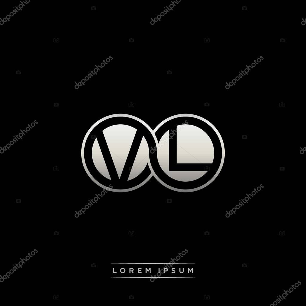 Initial letter linked circle capital monogram logo modern template gold color version isolated on black background