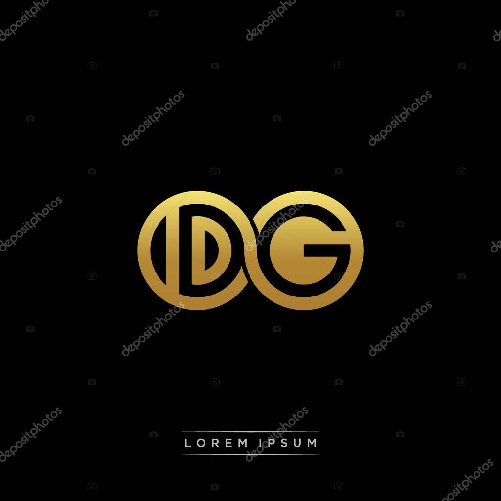 Initial letter linked circle capital monogram logo modern template gold color version isolated on black background