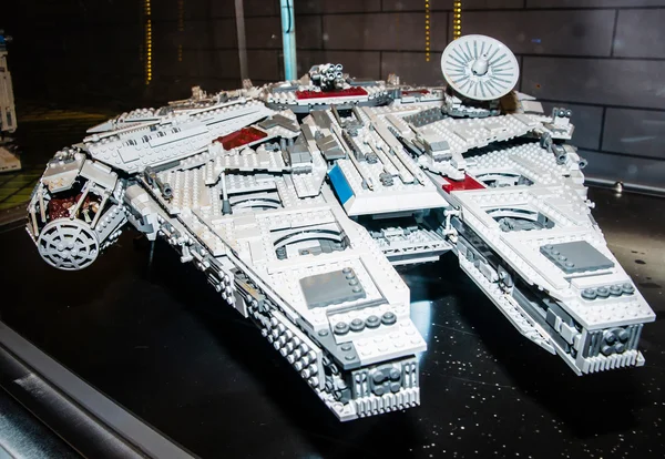 Star Wars Millennium Falcon loď, od Lego bloky — Stock fotografie