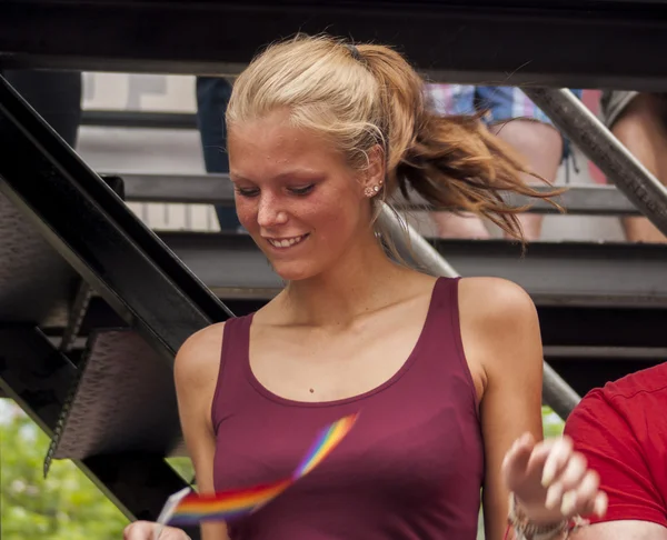 Attractive woman, dancing during Christopher Street Day Parade — Stock Photo, Image