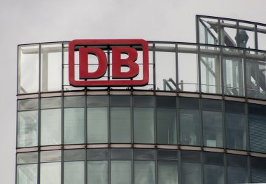 Alman lojistik firma Db Deutsche Bahn logosu