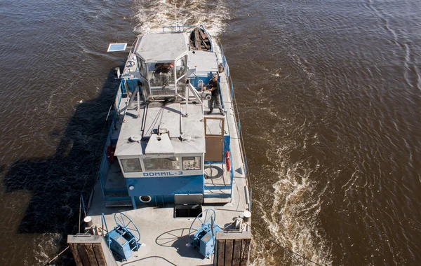 Cargo barge on the Oder River — Stock Photo, Image