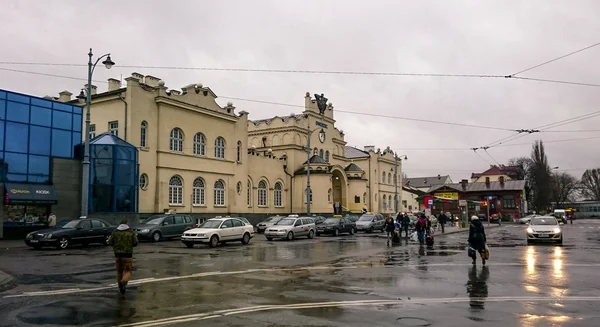Люблинский вокзал под дождем — стоковое фото