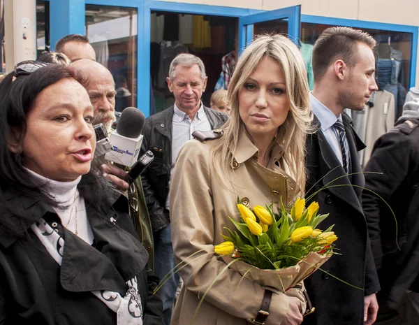 Magdalena ogorek, kandidatin für das präsidentenamt der republik polen — Stockfoto