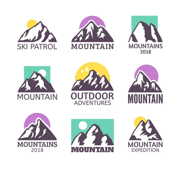 Handgetekende Berg Geïsoleerd Vector Illustration Skigebied Logo Tekenen Camping Element — Stockvector