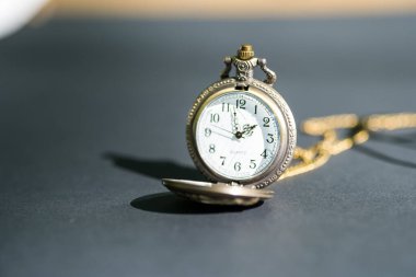 Cep saati yakın plan çevirme. Seçici Odaklanma