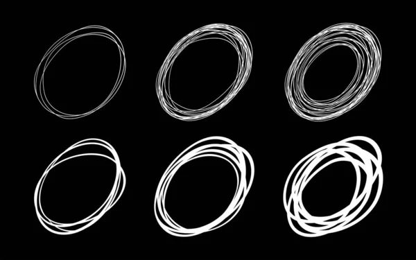 Çizim çizimleri kullanarak oval daireler çizen vektör el kümesi. Karalama dairesel çerçeve logosu tasarım elementleri. Vektör çizimi elips yuvarlak kalem çizimi. — Stok Vektör