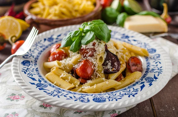 Pasta con verduras horneadas —  Fotos de Stock