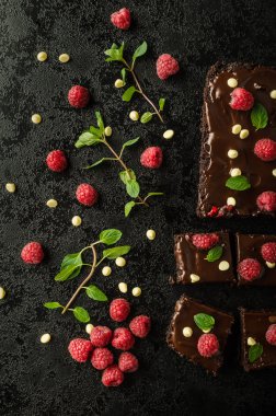 Nane ile çikolatalı kek