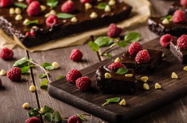 Nane ile çikolatalı kek