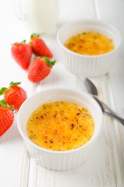 lezzetli Creme brulee