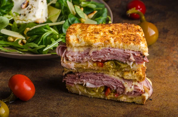 Tostadas de carne de queso francés —  Fotos de Stock