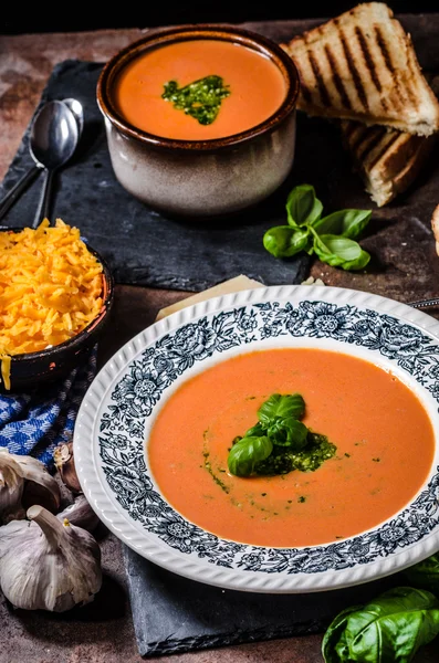 Gebratene Tomatensuppe — Stockfoto