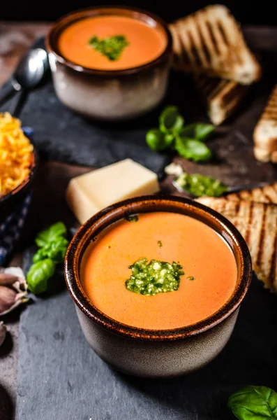 Roasted tomato soup — Stock Photo, Image