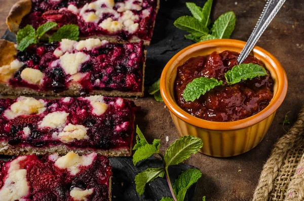 Geleneksel Çek parçalamak çilek ile