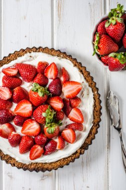 çilek Cheesecake