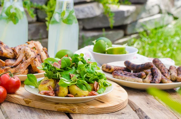 Limonata ile lezzetli Barbekü