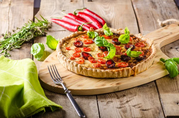 Quiche caseiro delicioso — Fotografia de Stock