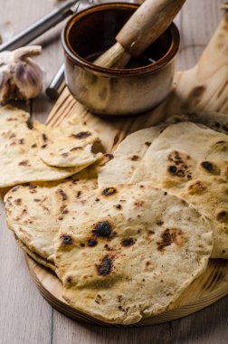 Ev yapımı Hint naan ekmek