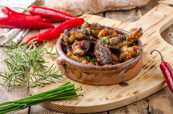 Gegrilde kippenvleugels — Stockfoto