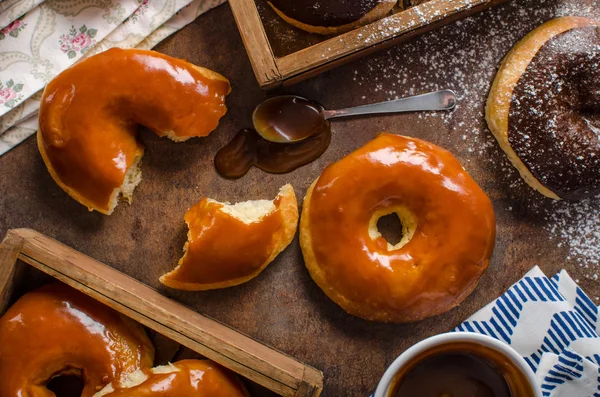 Ev yapımı çörek iki tür — Stok fotoğraf