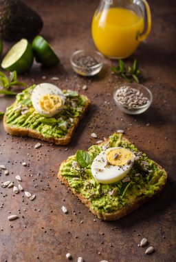 Kepekli sandviç sağlıklı