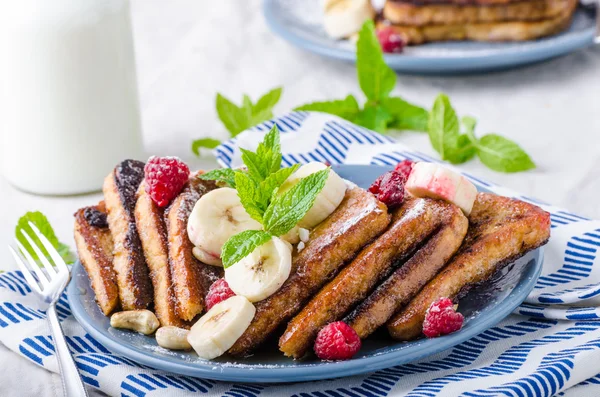 Frans toast met banaan — Stockfoto