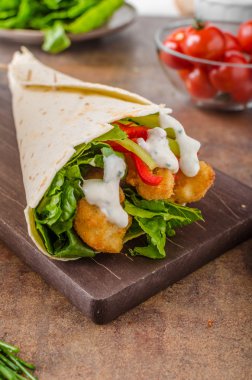 Ekmekli Tavuk tortilla