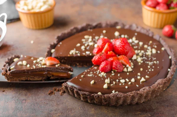 Lezzetli karamelli çikolata tart — Stok fotoğraf