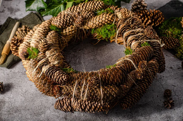 Beautiful Handmate Wreaths Woods Collected Cones — Stock Photo, Image