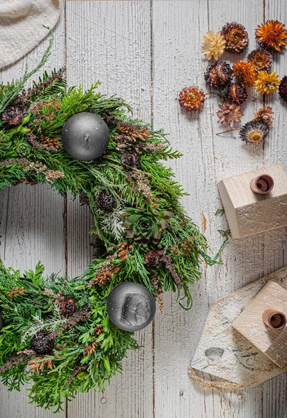 Grinalda Natural Para Férias Advento Natal Com Casas Madeira Caseiras — Fotografia de Stock