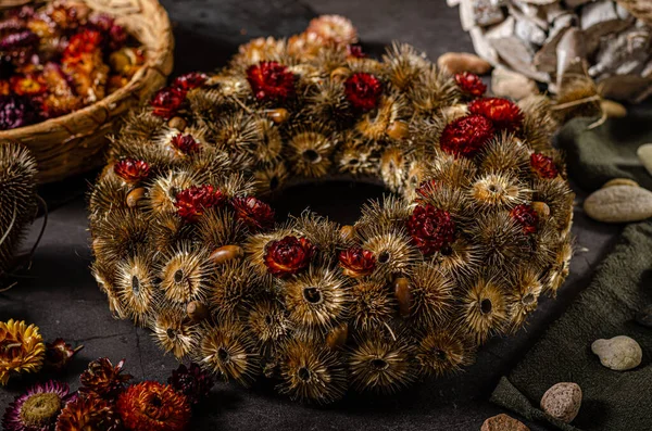 Hermosa Corona Adviento Para Las Próximas Vacaciones Navidad —  Fotos de Stock