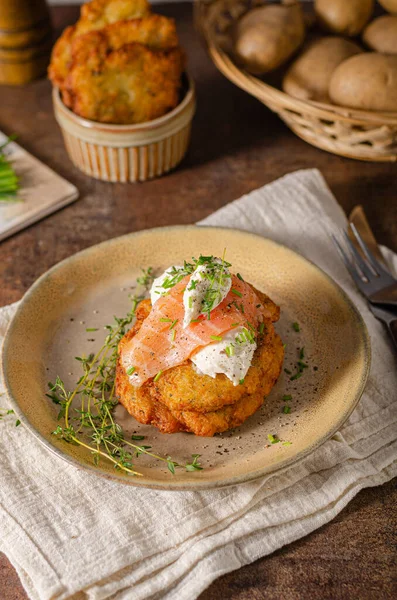 Homemade Delicious Potato Pancakes Smoked Salmon — Stock Photo, Image