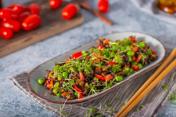 Delicious Organic Black Rice Salad Microgreens — Stock Photo, Image