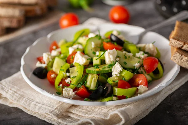 Salade Délicieuse Généreuse Aux Olives Fromage Feta — Photo