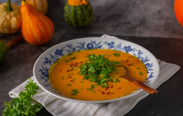 Délicieuse Soupe Sucrée Piment Aux Herbes — Photo