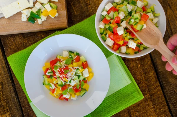 Salada búlgara com queijo feta — Fotografia de Stock