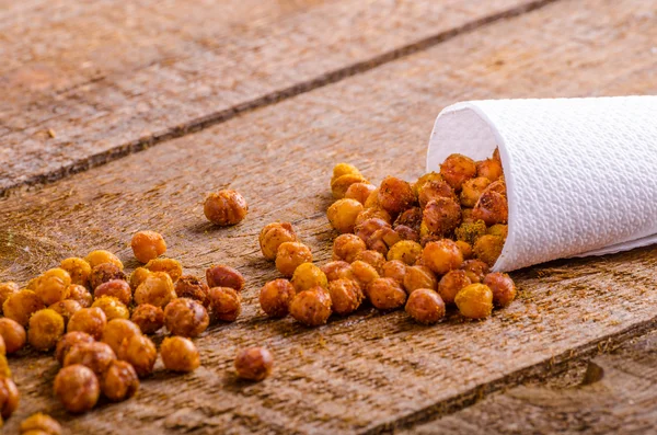 Roasted chickpeas spiced — Stock Photo, Image