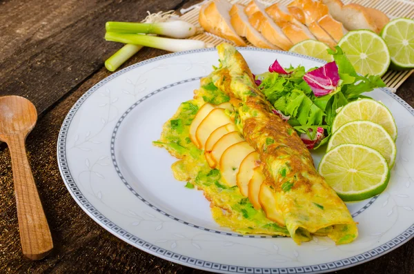 Wegetariańska scallion omlet — Zdjęcie stockowe