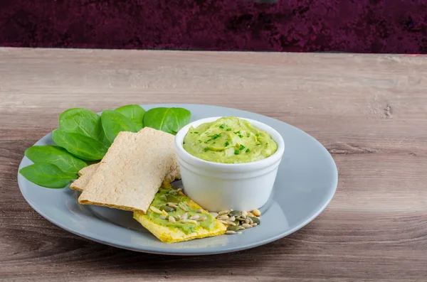 Avocado-karnemelk groene godin duik — Stockfoto