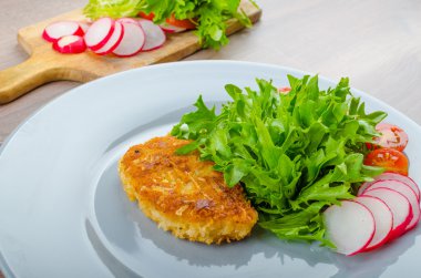 ekmekli domuz eti parmesan peyniri