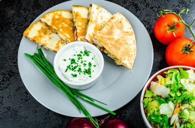 tavuk quesadilla