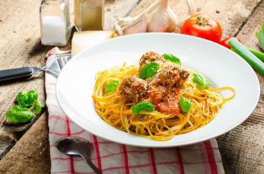 New York köfte makarna