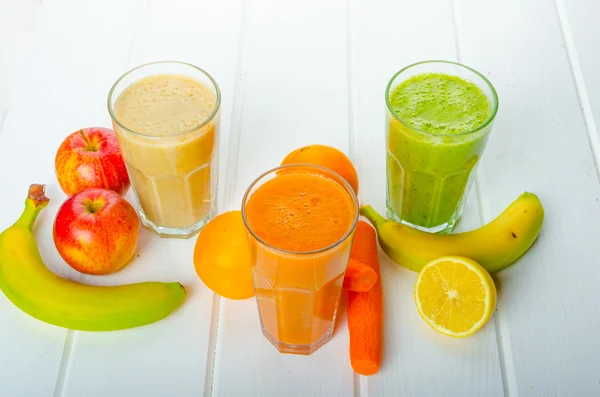 Smoothie dag, tijd voor gezonde drank — Stockfoto