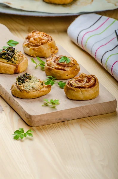 Canapes puff pastry — Stock Photo, Image