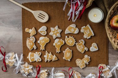 Gingerbread varış takvimi işlenmesi