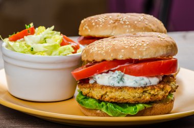 Vejetaryen nohut burger