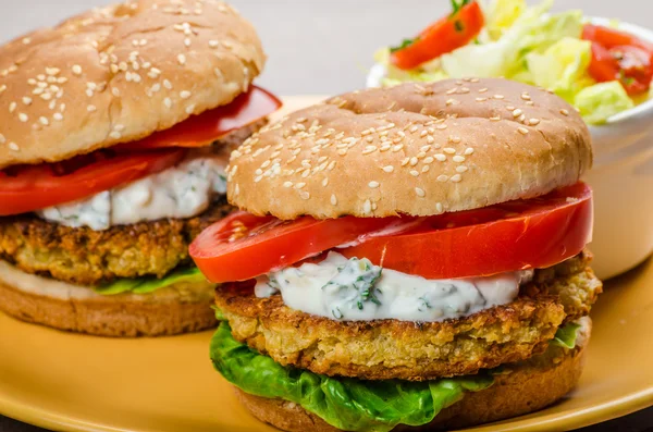 Burger vegetarian de năut — Fotografie, imagine de stoc